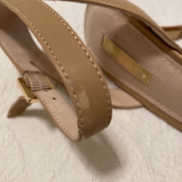 Louise et Cie Ankle Strap Pumps in Linen Size 8 - Picture 5 of 5